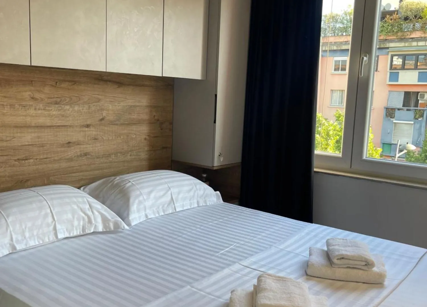 Tirana Premium Stay 0*,